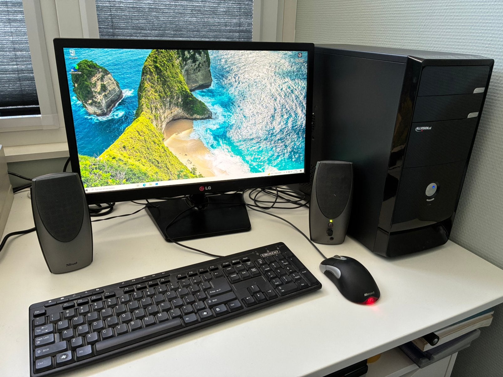 Complete PC-set: AllVision PC + LG Monitor + toebehoren, Computers en Software, Desktop Pc's, Ophalen, Gebruikt, HDD, Met monitor