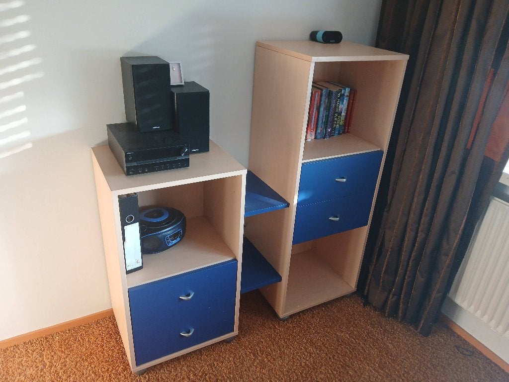 Kast kamer blauw, Ophalen