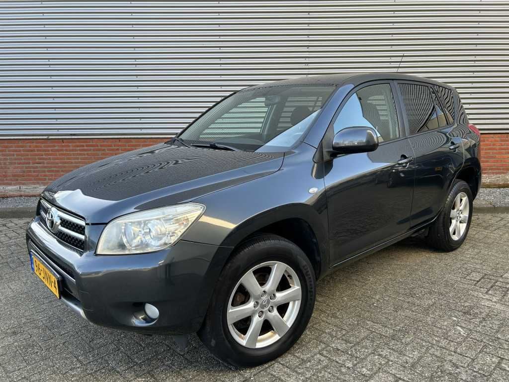 Toyota RAV4 2.0 VVTi X-Style Automaat 96-JNN-4, Auto's, Automaat, 1998 cc, Gebruikt, 4 cilinders