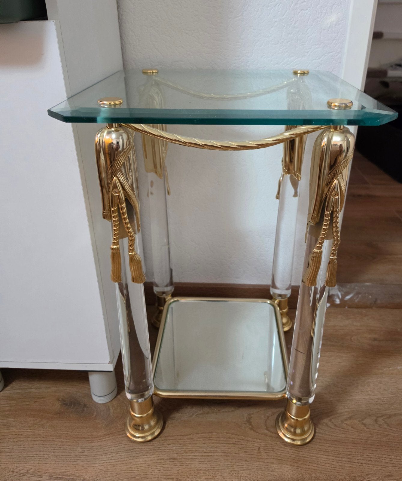 Bladgoud Versace vania plexiglas bijzettafel, Ophalen, 50 tot 100 cm, Rond, Zo goed als nieuw