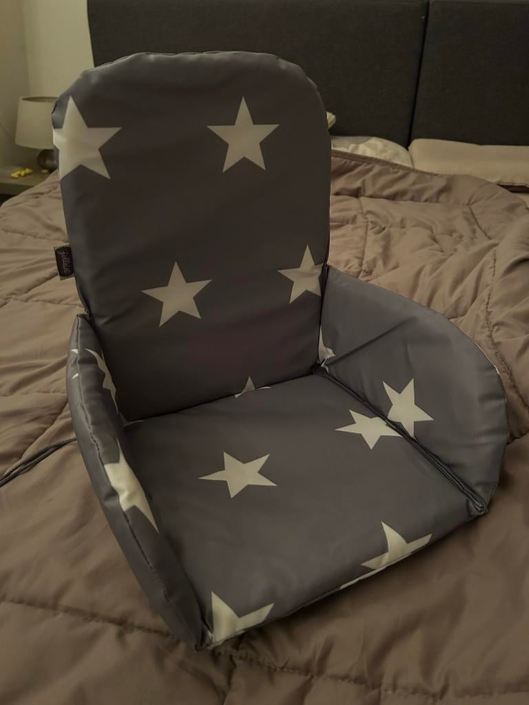 Jolein Kinderstoelverkleiner met sterrenpatroon, Ophalen, Zo goed als nieuw, Overige typen, Stoelverkleiner