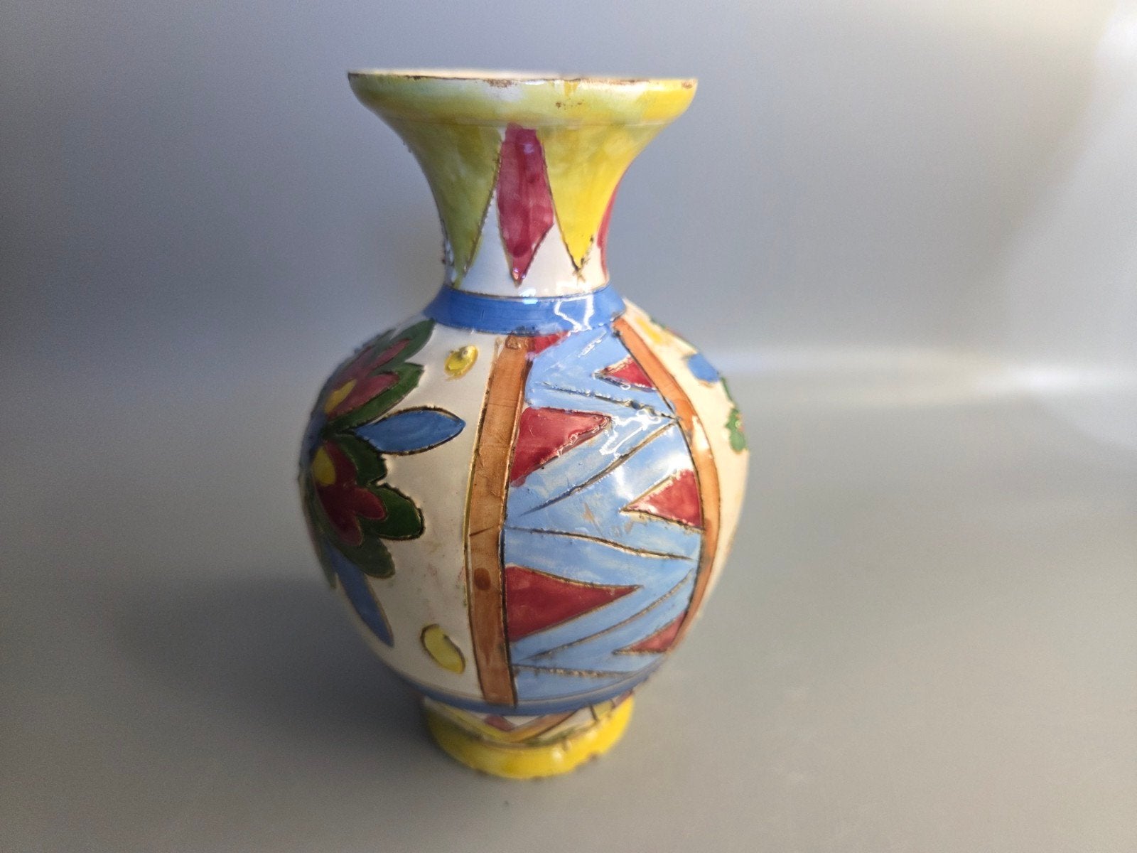 Vintage handgeschilderde vaas, kleurrijk bloemmotief, Ophalen of Verzenden