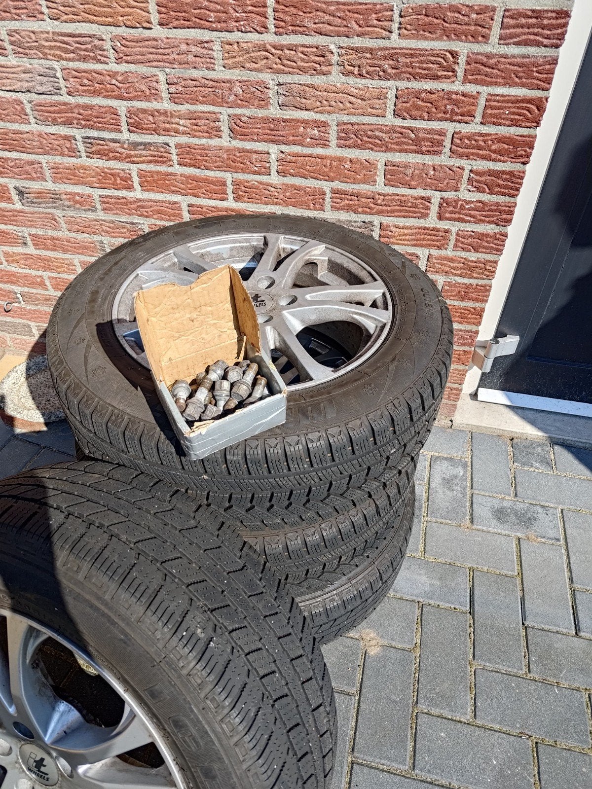 16 inch winterbanden op aluminium velg, Ophalen, Gebruikt, 16 inch, Banden en Velgen