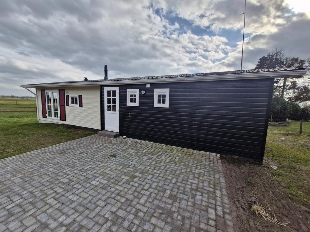 Ruim,vernieuwd chalet/mantelzorg/woonunit (geen stacaravan), Huizen en Kamers, Recreatiewoningen te koop