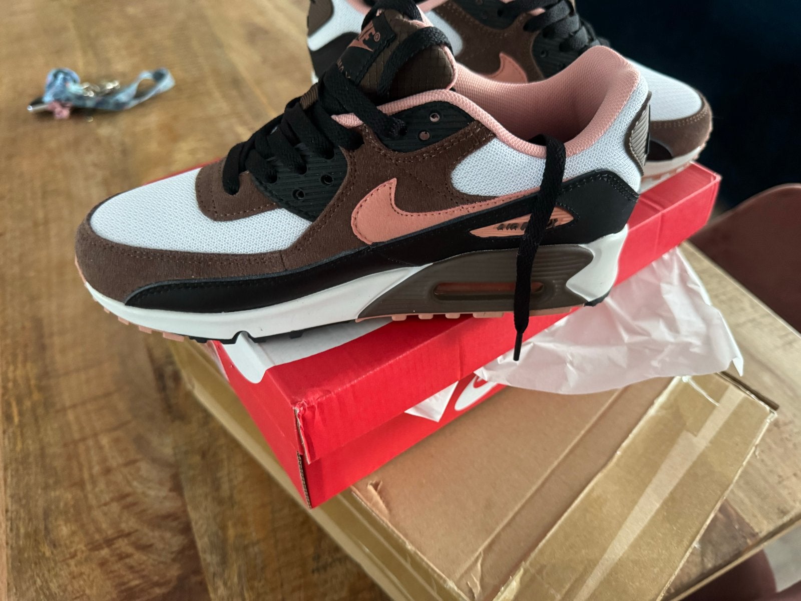 Nike Air Max 90 Surplus - Nieuw in doos, Ophalen of Verzenden, Nieuw, Bruin, Sneakers of Gympen