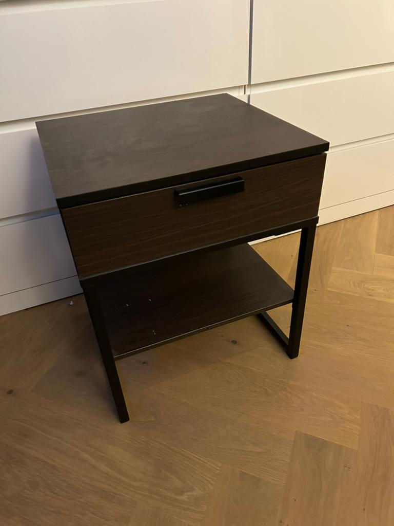 Ikea nachtkastje, Ophalen, Zo goed als nieuw, Minder dan 45 cm, 55 tot 70 cm