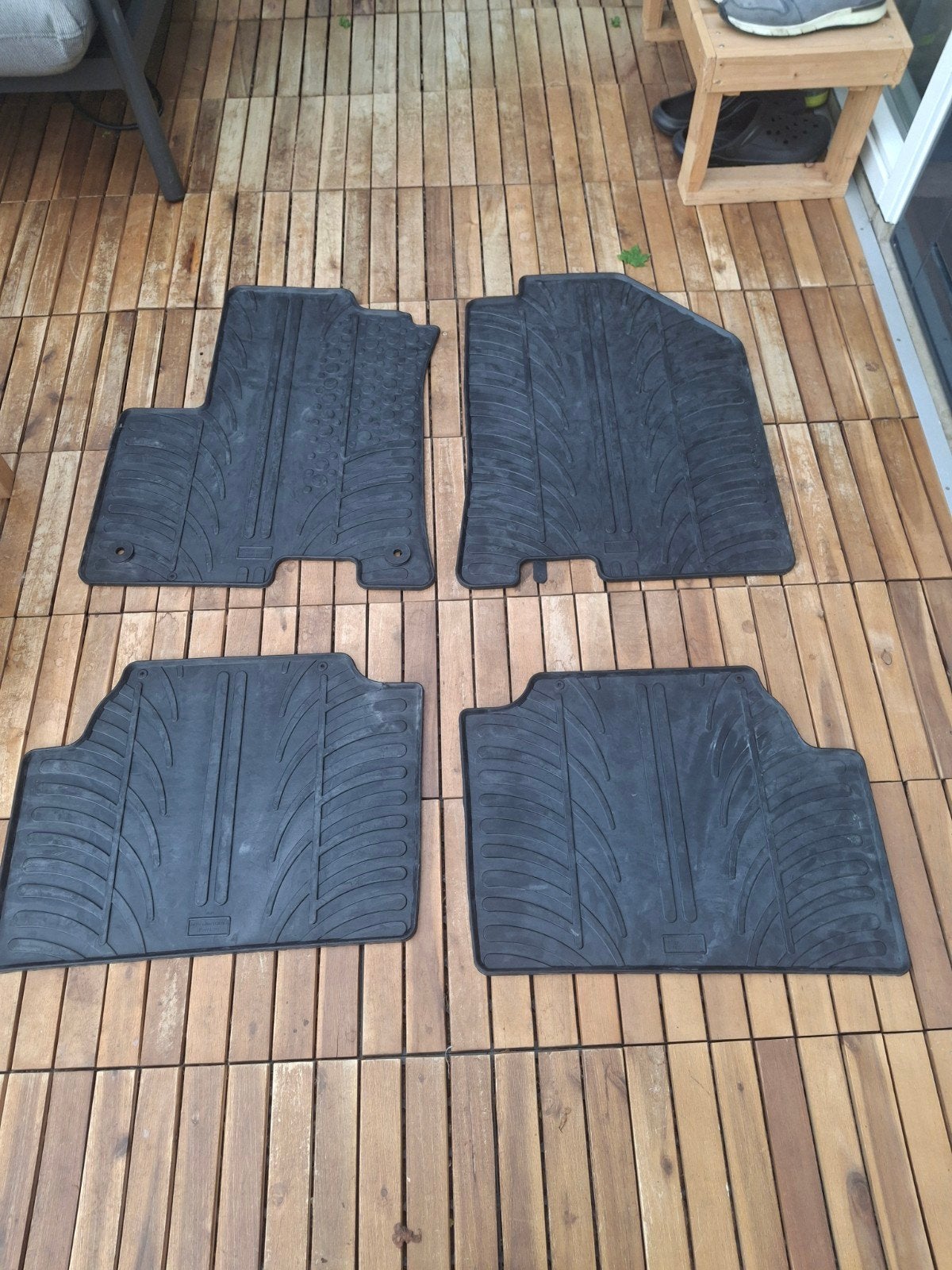 Automatten set rubber kia Niro, Auto diversen, Automatten, Ophalen, Nieuw