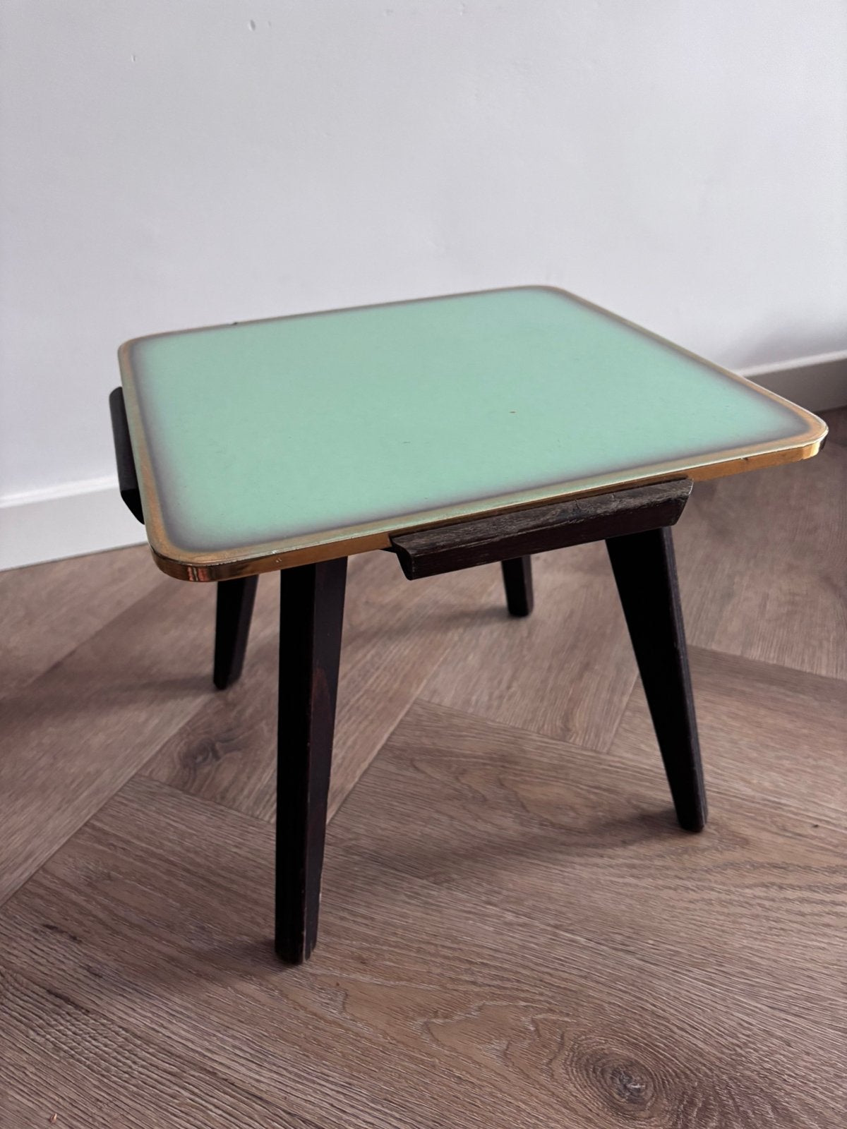 Originele Vintage Jaren '50 Bijzettafel Grünstadt Keramik, 45 tot 60 cm, Minder dan 55 cm, Ophalen of Verzenden, Zo goed als nieuw