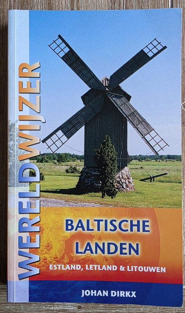 Wereldwijzer Baltische Landen - Estland Letland Litouwen, Overige merken, Ophalen of Verzenden, Zo goed als nieuw, Reisgids of -boek