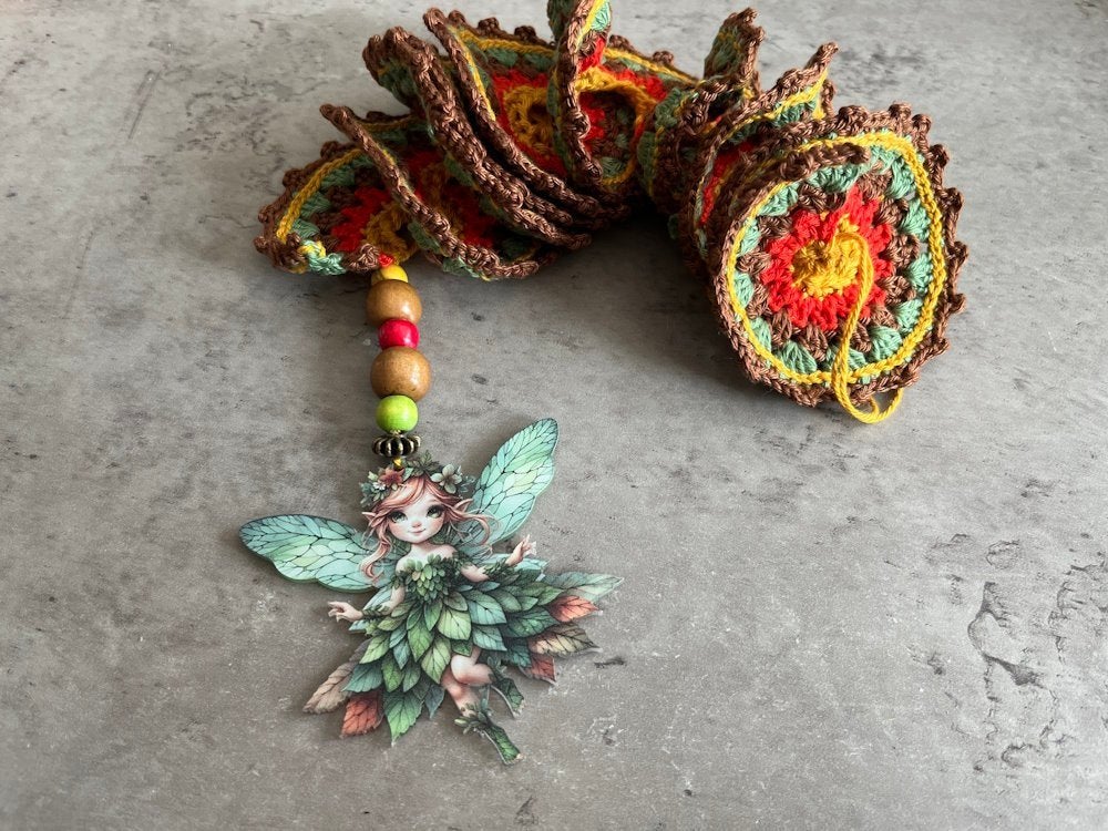 Windspinner gehaakt herfst fee bruin rood goud groen elf, P Gillisstr, Nieuw, Kinderworkshops Petra, Ophalen of Verzenden