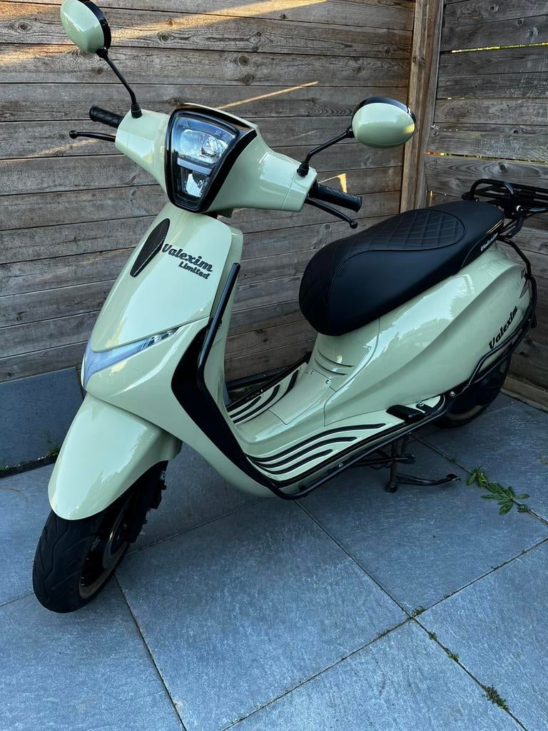 Valexim limited edition, Fietsen en Brommers, Scooters | Overige merken, Ophalen, Zo goed als nieuw, Benzine