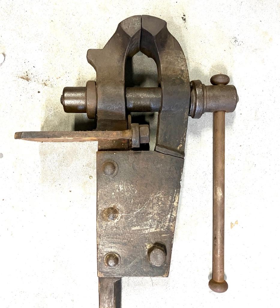 Antieke Staartbankschroef - Nette staat, Antiek en Kunst, Antiek | Gereedschap en Instrumenten, Ophalen