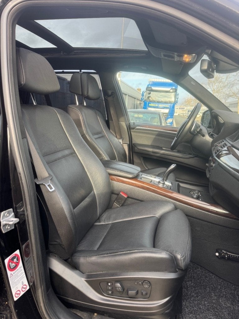Bmw X5 xDrive40d High Executive PANO HUD TOP CONDITION apk 5, Auto's, Euro 5, Gebruikt, X5, 2993 cc
