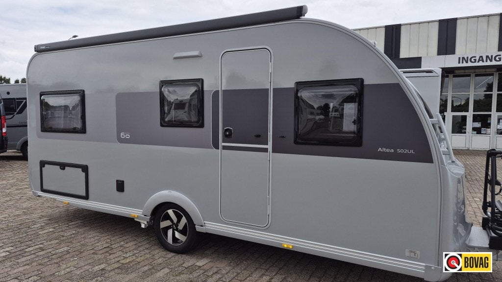 Adria Altea 502 UL 60 Year Editie, Rondzit, Bedrijf, Adria, 5 tot 6 meter