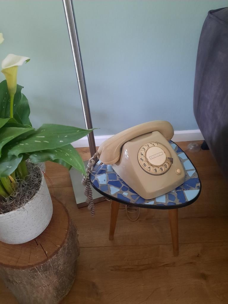 Oude vintage PTT telefoon, Telecommunicatie, Vaste telefoons | Niet Draadloos, Ophalen of Verzenden