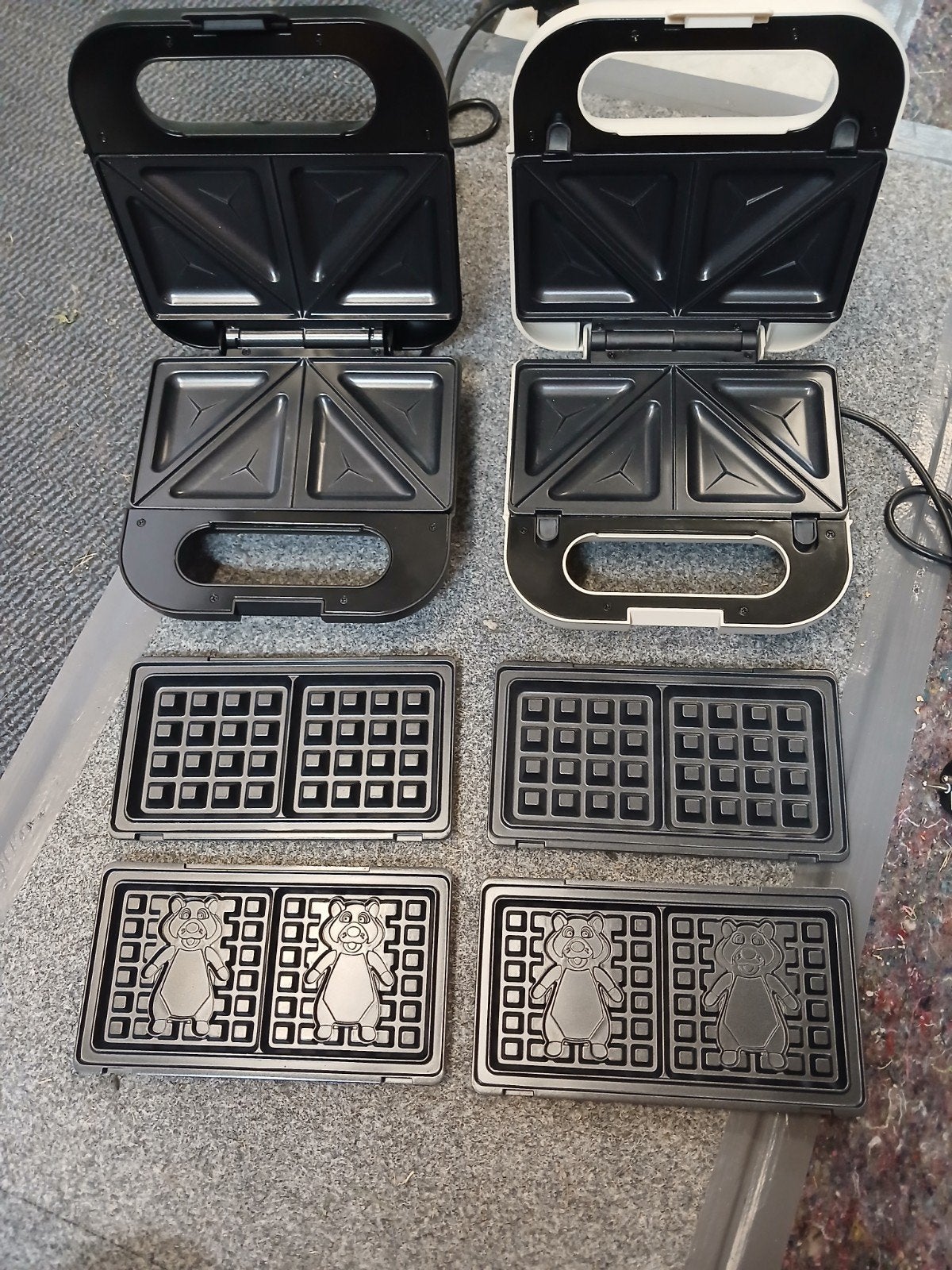 Nieuwe Wafelijzer 230V 1000W met Diverse Motieven, Ophalen, Nieuw
