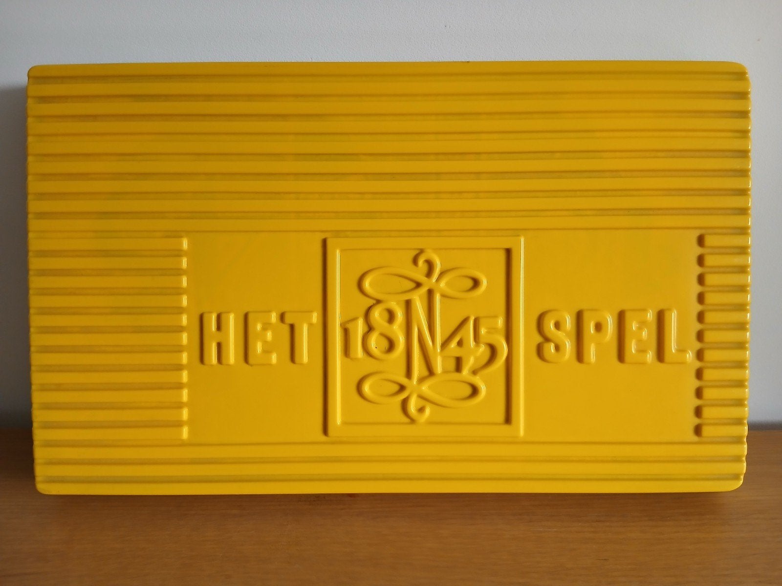 Het 1845 spel, Hobby en Vrije tijd, Gezelschapsspellen | Bordspellen, Drie of vier spelers, Ophalen of Verzenden, Gebruikt