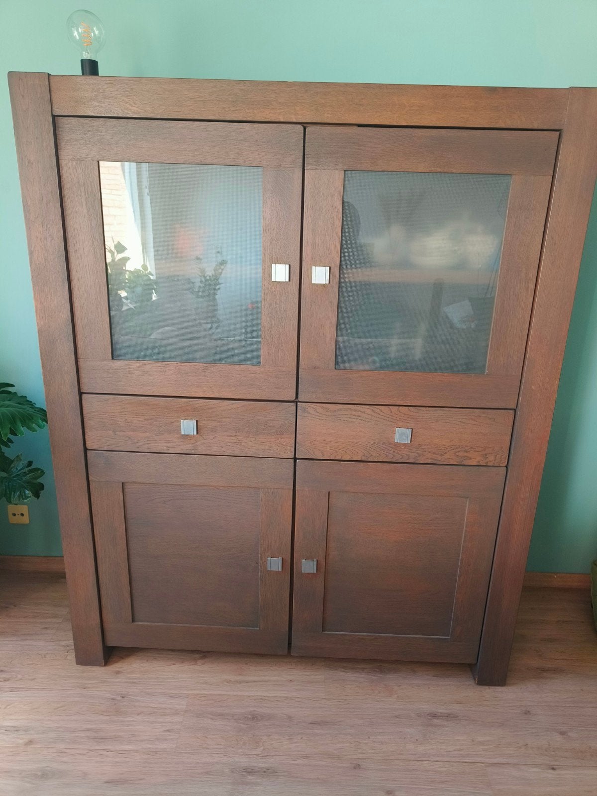 Kast van donker hout, hoogte 1.60, breedte 1.30, diepte 46, Huis en Inrichting, Kasten | Buffetkasten, Ophalen, Gebruikt, 25 tot 50 cm