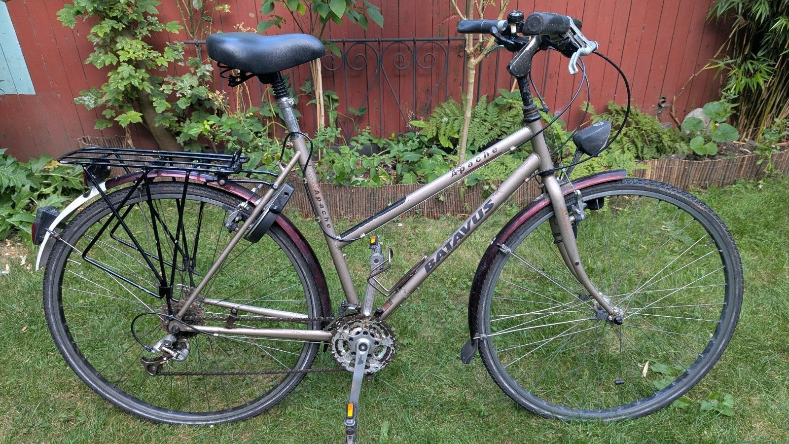 Batavus Apache stadsfiets., Ophalen, Velgrem, Versnellingen, Batavus