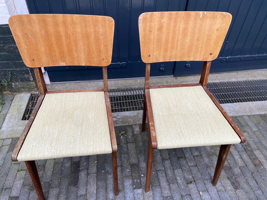 4 Vintage Stoeltjes - Opknappers €5 per stuk., Ophalen