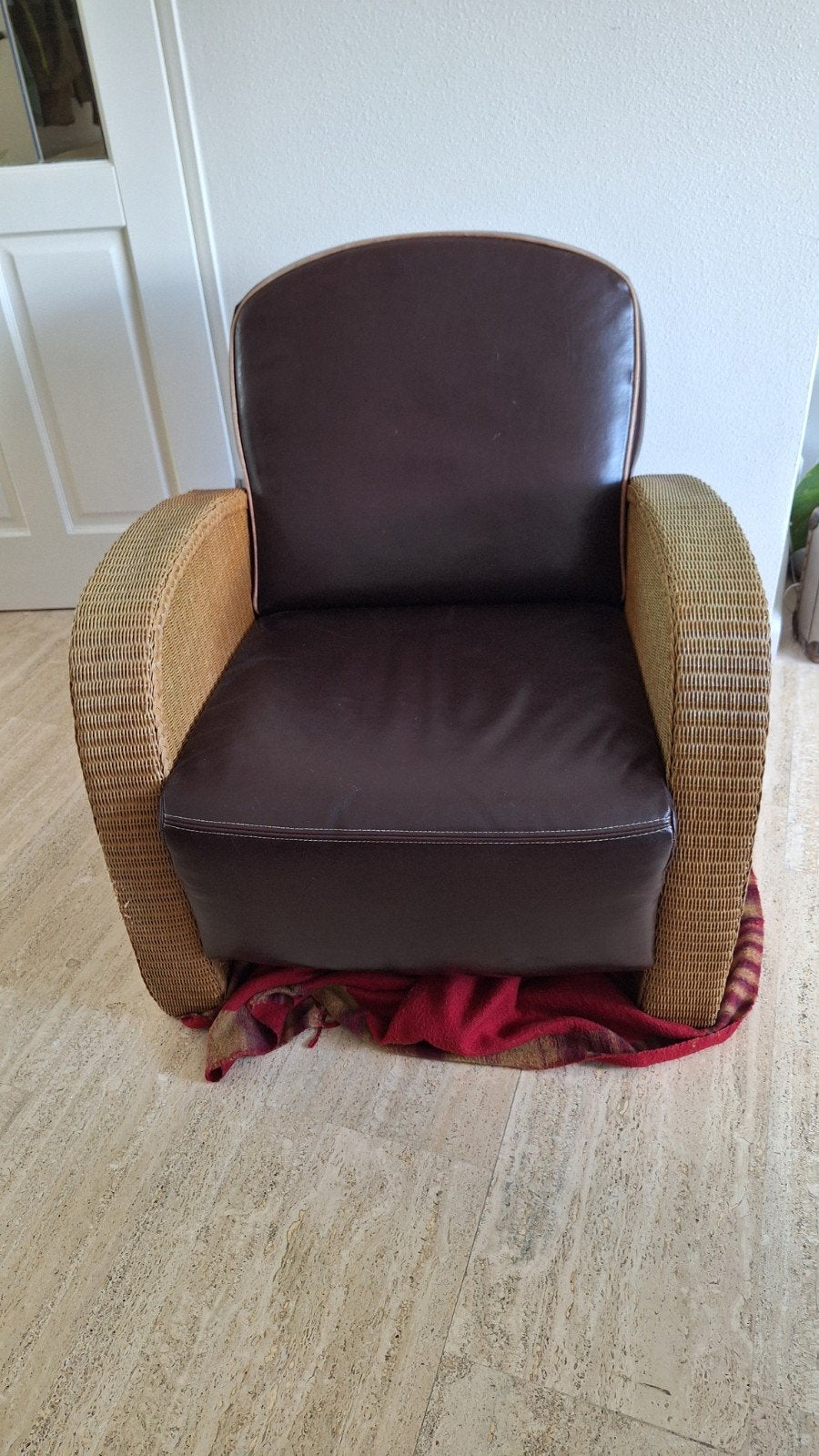 Lloyd Loom fauteuil,  met bruin leren zitting, Ophalen, Gebruikt, Leer, 75 tot 100 cm