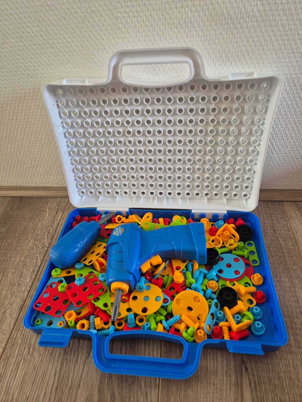 Speelgoed gereedschapskoffer, Ophalen of Verzenden, Gebruikt, Bouwen