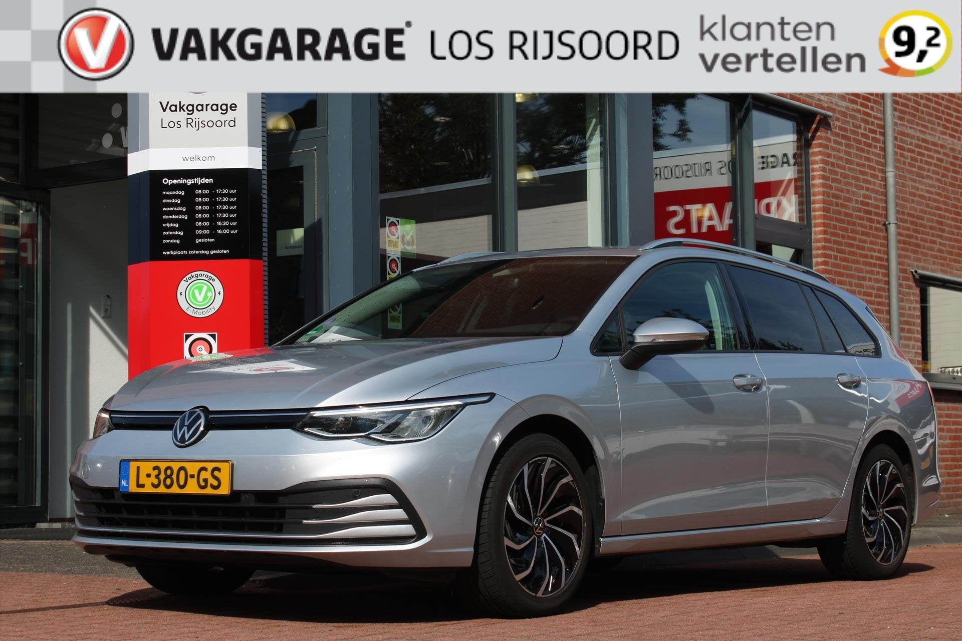 VOLKSWAGEN Golf Variant 1.0 eTSI Aut. *Life* | Trekhaak | Ca, Auto's, Stof, Gebruikt, Origineel Nederlands, 19 km/l