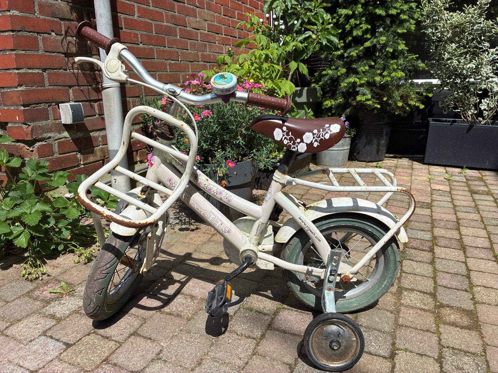 Kinderfiets met zijwieltjes en rekje, Ophalen, Zijwieltjes, Velgrem, 16 tot 20 inch