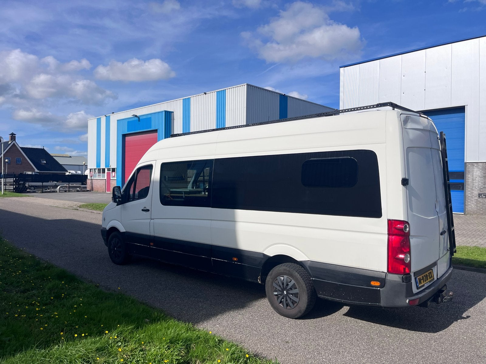 Volkswagen Crafter 2.5TDI Camper - Klaar voor avontuur!, Caravans en Kamperen, Buscamper of Camperbus, Volkswagen, Tot en met 2