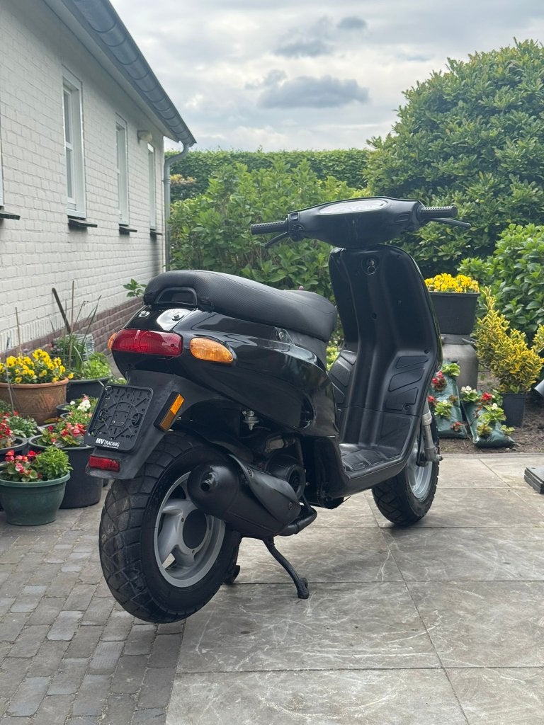 ️Piaggio Typhoon 50cc 2 takt glans zwart Brom, Niet ingevuld, Niet ingevuld, Niet ingevuld