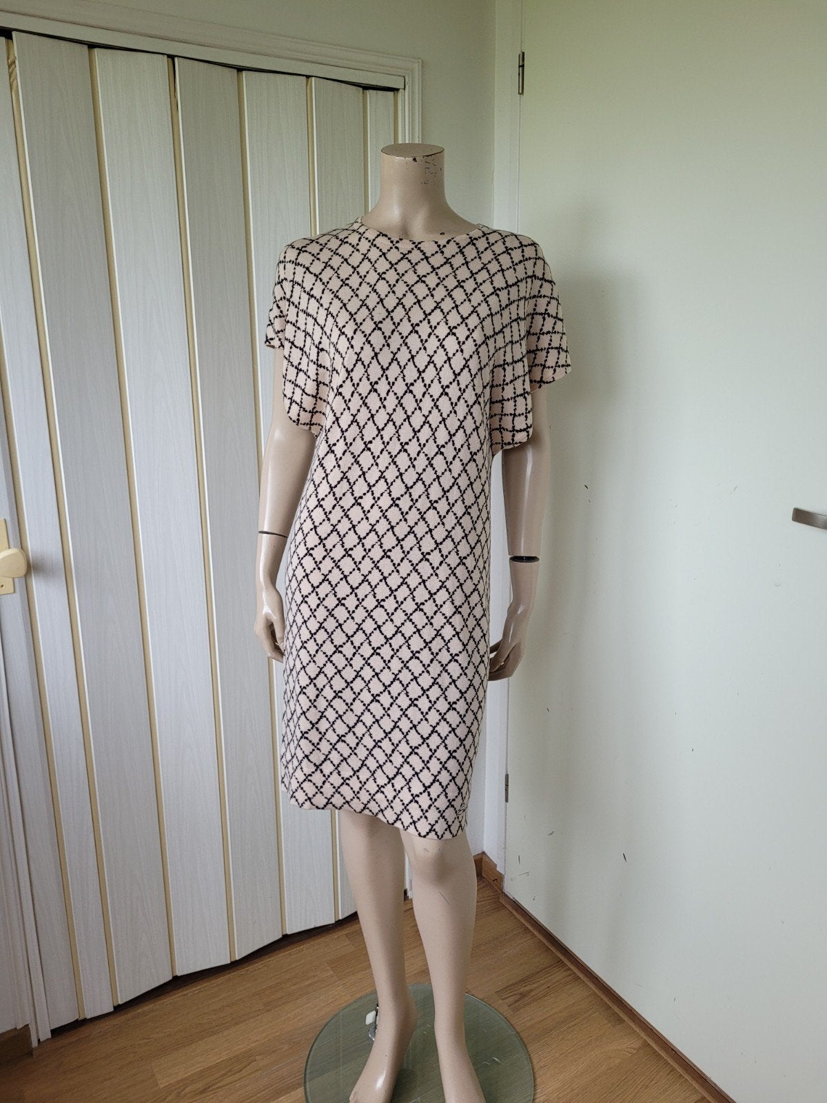 Elisabetta Franchi jurkje stretch maat 38/M, Kleding | Dames, Maat 38/40 (M), Elisabetta Franchi, Beige, Ophalen of Verzenden