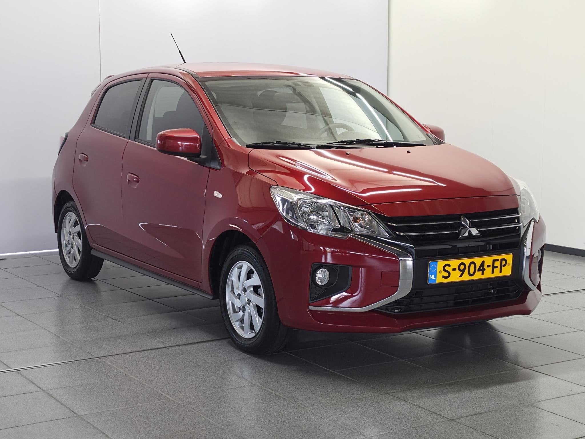 Mitsubishi Space Star 1.2 Dynamic Achteruitrijcamera, DAB Ra, Voorwielaandrijving, 12 maanden, Stof, Gebruikt