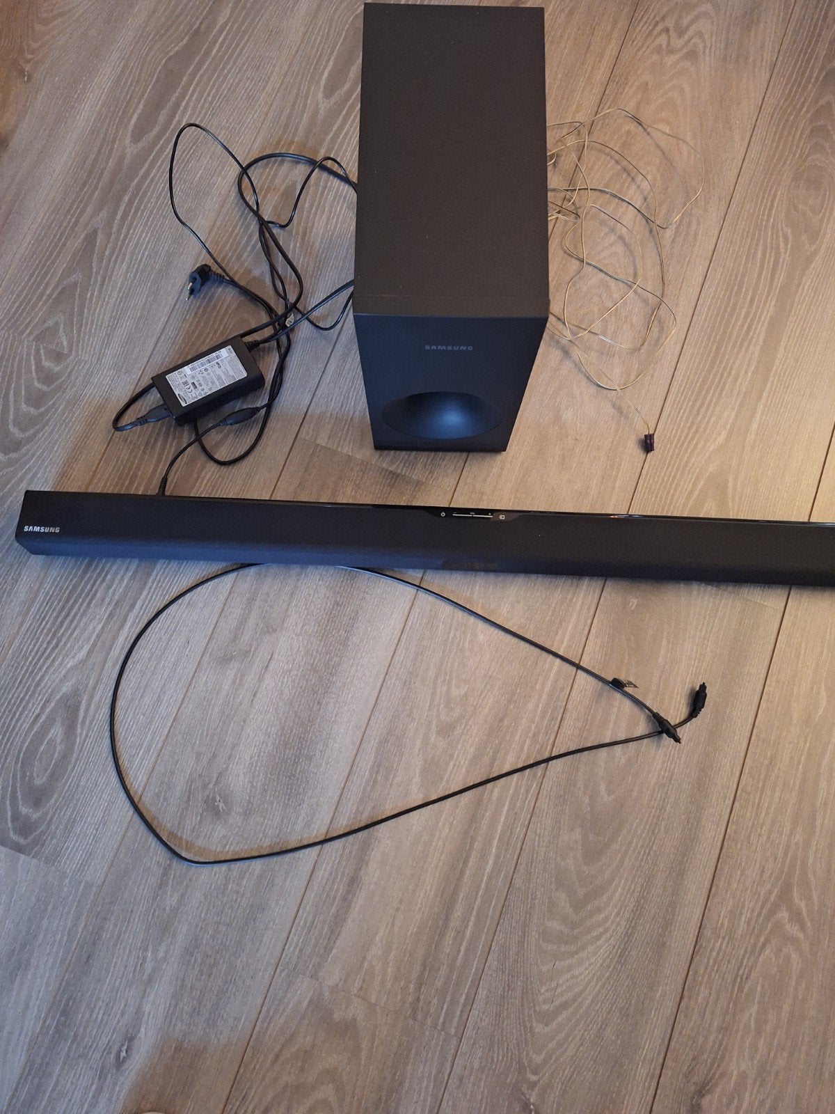 Samsung HW-J355 Soundbar met Subwoofer en Afstandsbediening, Audio, Tv en Foto, Soundbars, Ophalen, Bluetooth, Gebruikt