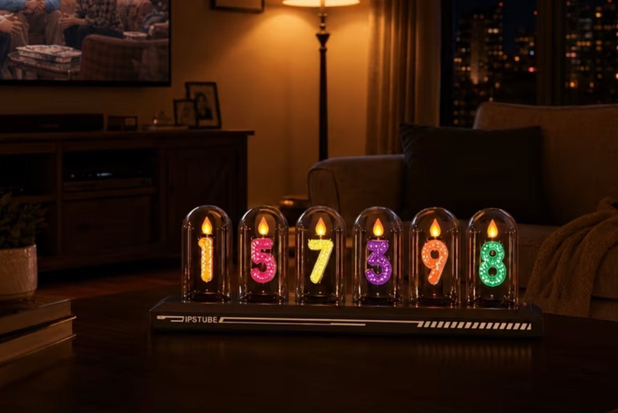 Nixie Tube Klok - Digitale Retro Klok met IPS Scherm, Meerkleurig, Werkt op batterijen, Nieuw, Ophalen of Verzenden