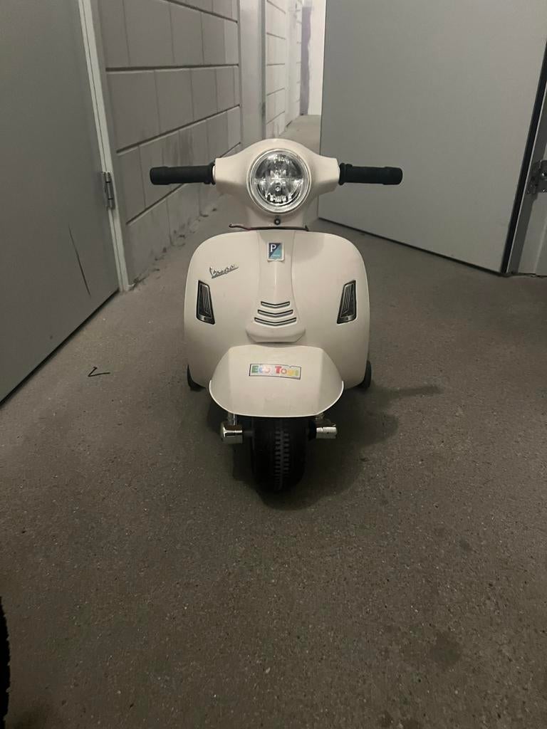 Vespa kinder scooter, Ophalen, Zo goed als nieuw