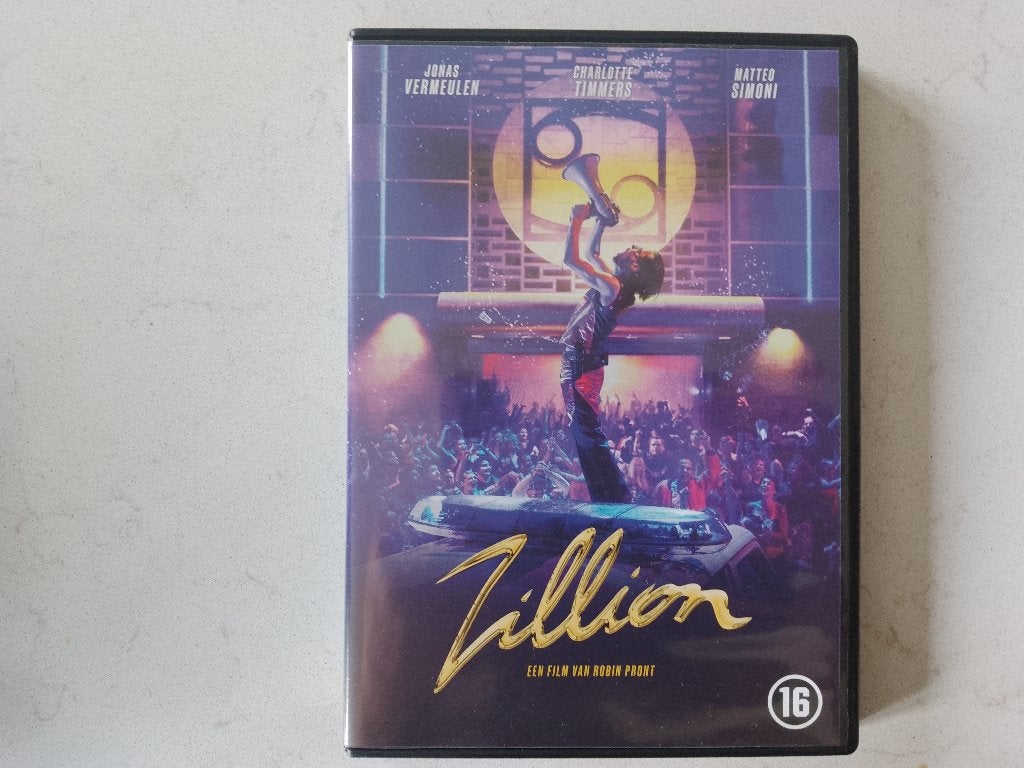 Zillion - Robin Pront, Vanaf 16 jaar, Ophalen of Verzenden, Zo goed als nieuw, Overige gebieden
