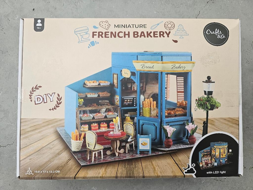 miniature french bakery, Hobby en Vrije tijd, Modelbouw | Overige, Ophalen of Verzenden, Nieuw, Groter dan 1:32