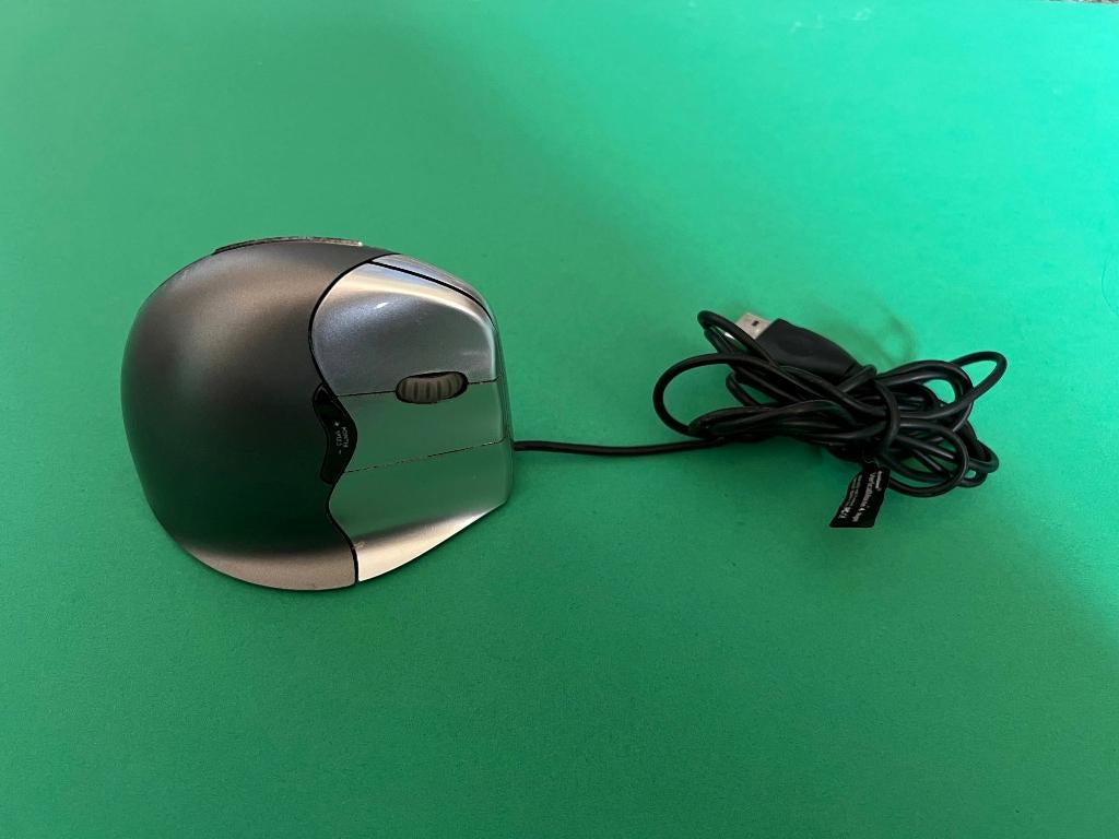 Evoluent VerticalMouse 4 Right-Hand Ergonomic Mouse, Ophalen of Verzenden, Zo goed als nieuw, Rechtshandig