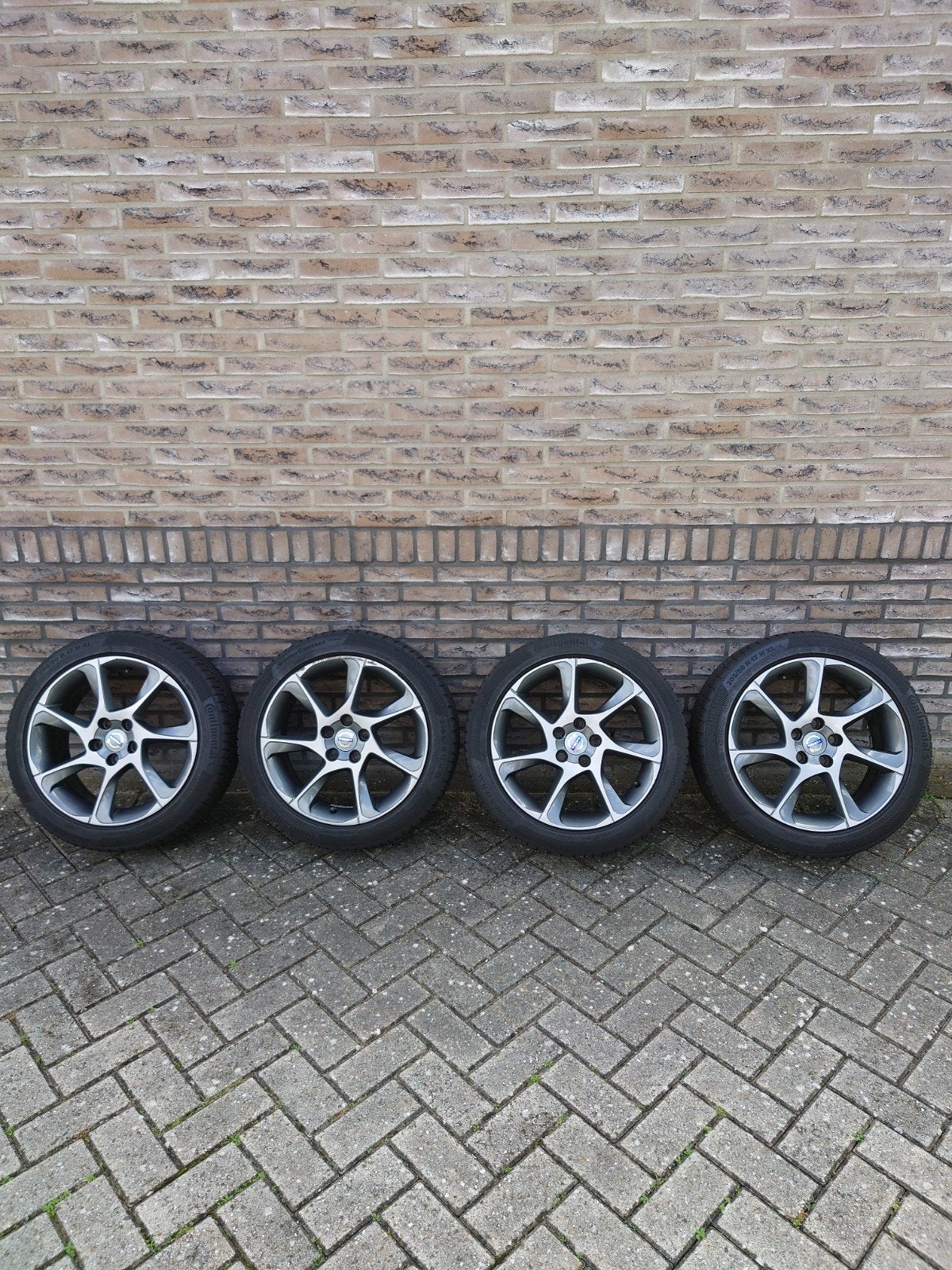 Volvo V40 winterbanden, Ocean Race velgen., Ophalen, Gebruikt, Velg(en), 17 inch