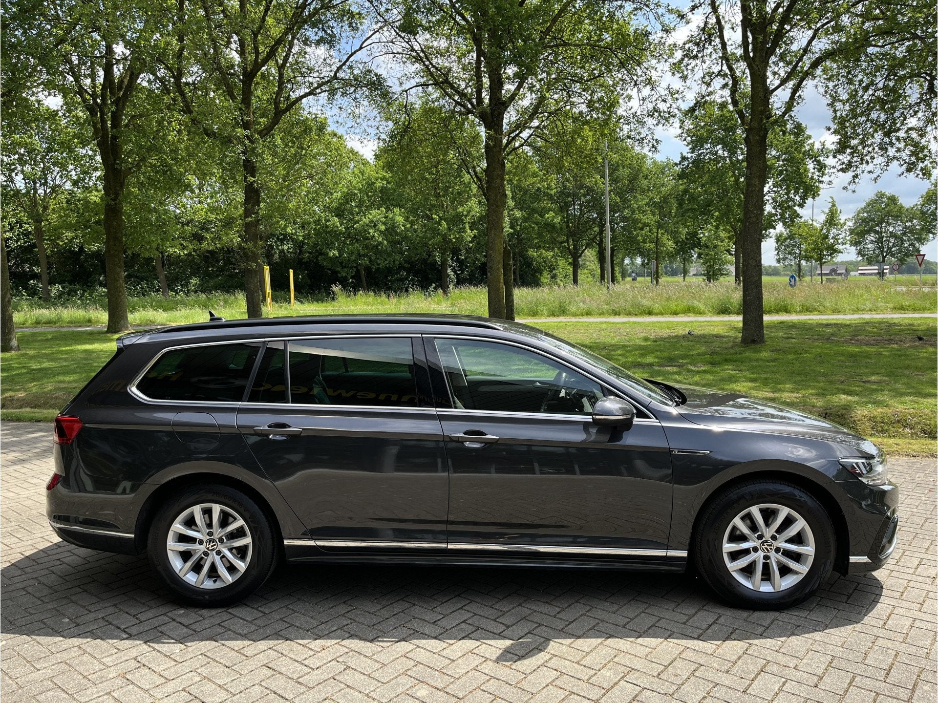 Volkswagen Passat Variant 1.5 TSI R-Line Business | ACC | CA, Auto's, Volkswagen, Dealer onderhouden, Euro 6, 4 cilinders, 150 pk