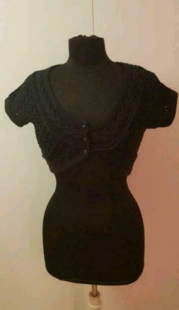 Prachtige Zwarte Gehaakte Bolero / Kort Vestje - Mango - L, Kleding | Dames, Mango, Ophalen of Verzenden, Maat 42/44 (L), Zwart