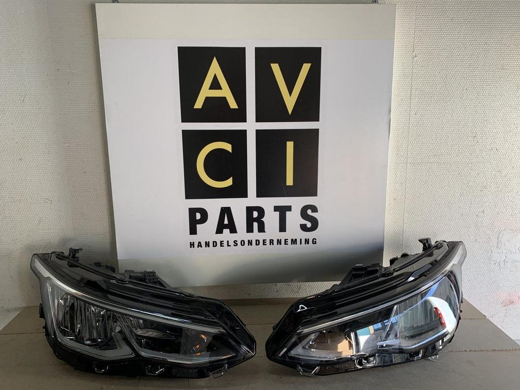 Koplamp set Volkswagen Golf 8 VII 2020 5H1941006 5H1941005, -, -, -