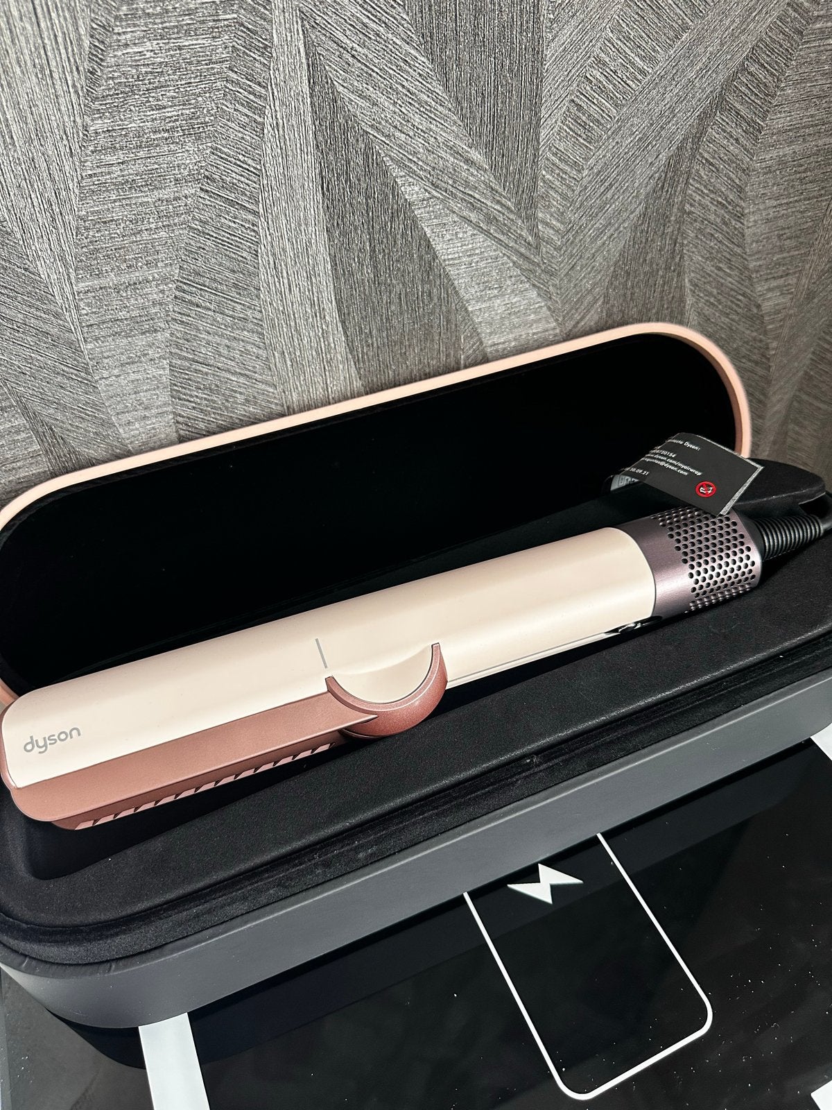 Dyson Airstrait Nieuw - Stijlvol en Efficiënt Haar Stijlen, Ophalen, Nieuw, Haarverzorging