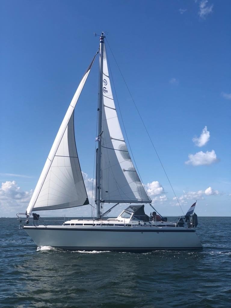 Te koop Compromis 999  1.25 meter kiel en 12.50 meter mast, Ophalen, 10 m, Met afstandsbediening, 1.90 meter