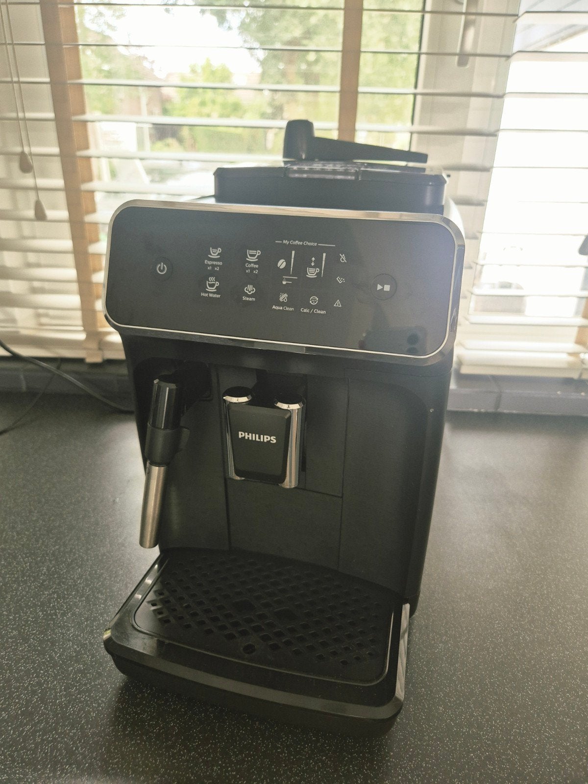 Philips EP2220/10 Volautomatische Espressomachine, Witgoed en Apparatuur, Koffiezetapparaten, Ophalen