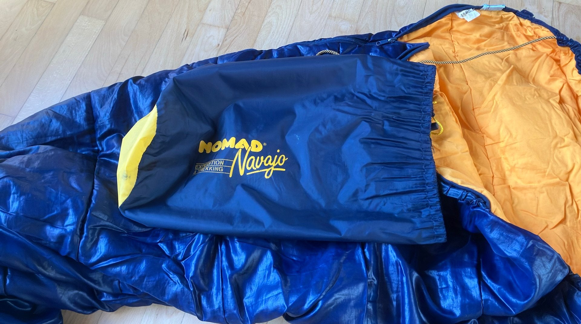 Slaapzak mummie Nomad Navajo, Ophalen of Verzenden, Zo goed als nieuw