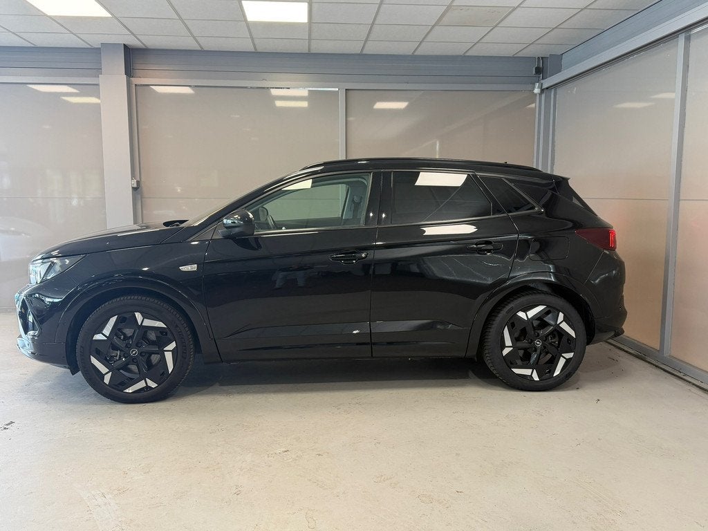 Opel GRANDLAND GSe 1.6 Turbo Plug-In Hybrid 300pk 4x4 | AGR, Auto's, Opel, 4 cilinders, 1776 kg, Zwart, Bedrijf