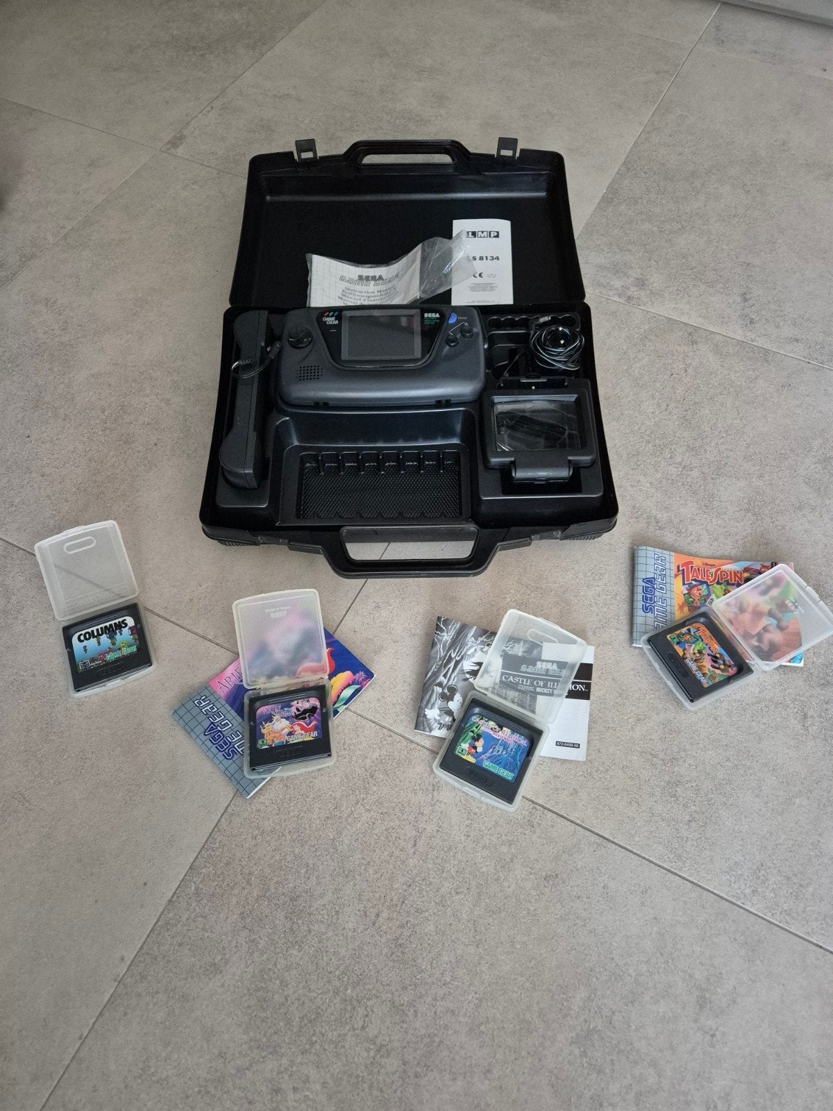 Sega Game Gear met 4 games en accessoires in koffer, Ophalen, Game Gear, Zonder controller, Gebruikt