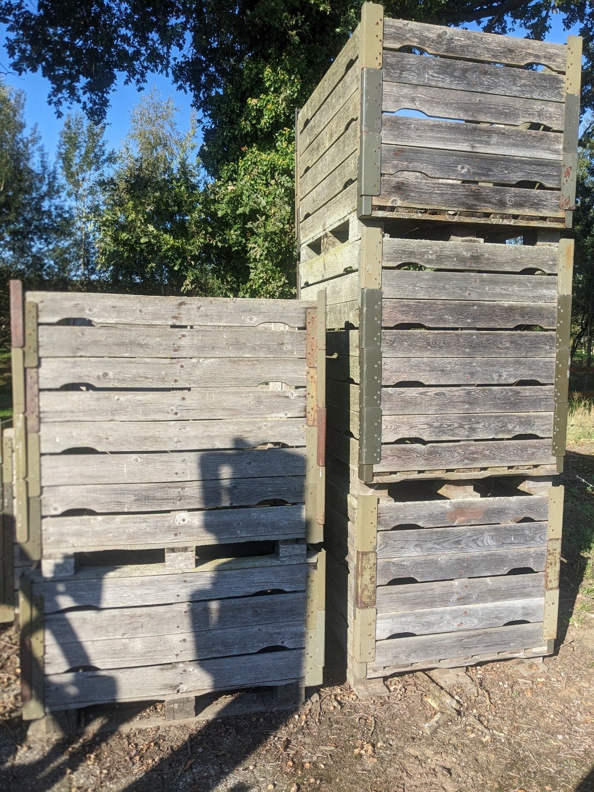Houten stapel kisten op Euro pallets, Ophalen, 50 mm of meer, Pallet, Minder dan 200 cm
