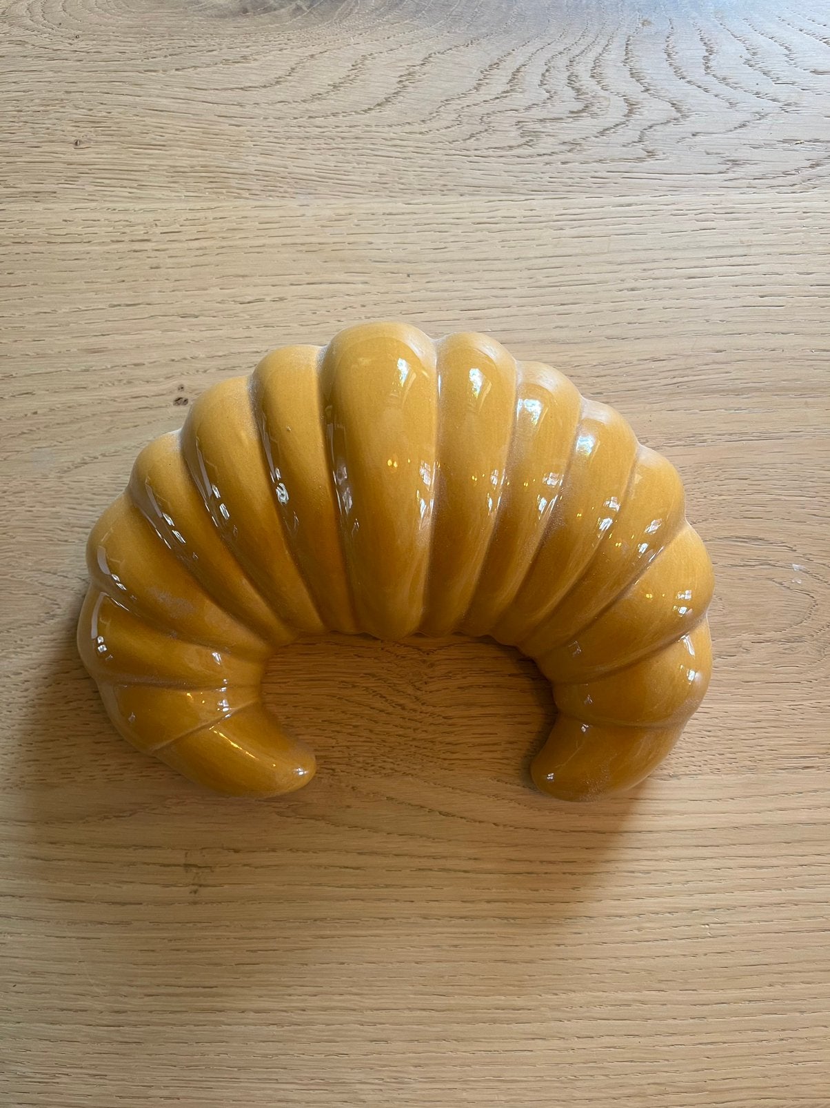 Kwantum keramieken croissant, Huis en Inrichting, Ophalen of Verzenden, Zo goed als nieuw, Overige materialen